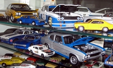 Vitrine mit Capri Modellautos