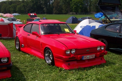 Ford Capri III tief und breit