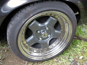 Tiefbett Felgen
Drop centre rims
Jantes surbaiss�es