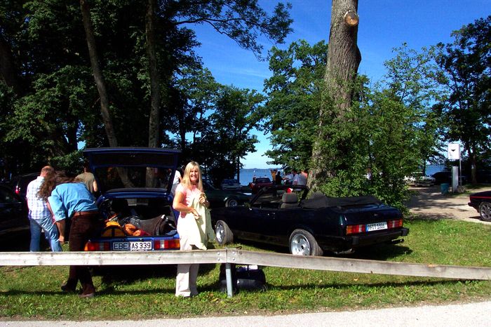 Auch aus England war ein bekannter Freundesbesuch anwesend
A well-known friend from England was also present
Une visite d'amis connus �tait �galement pr�sente en provenance d'Angleterre