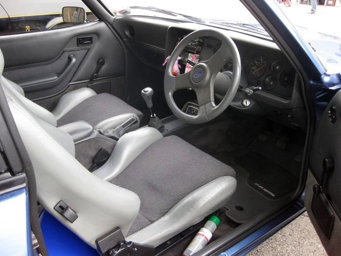 Originales Cockpit und Armaturen vom 2.8i