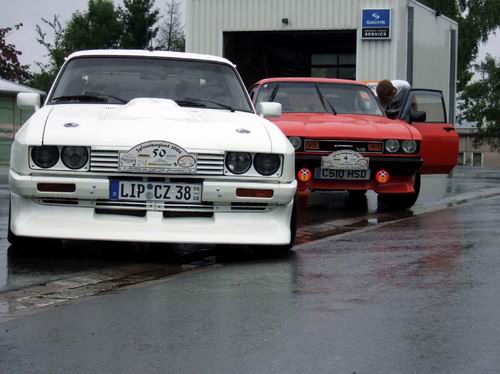 Zwei motorenstarke Capri's
Two powerful Capri's
Deux Capri  moteur