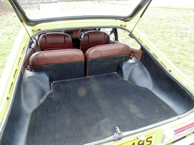 Ford Capri MkII 1600L 1974 noch ohne Heckablage
