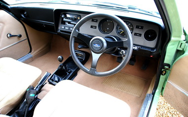 Ford Capri MkII 1600GL 1979 - Armaturen